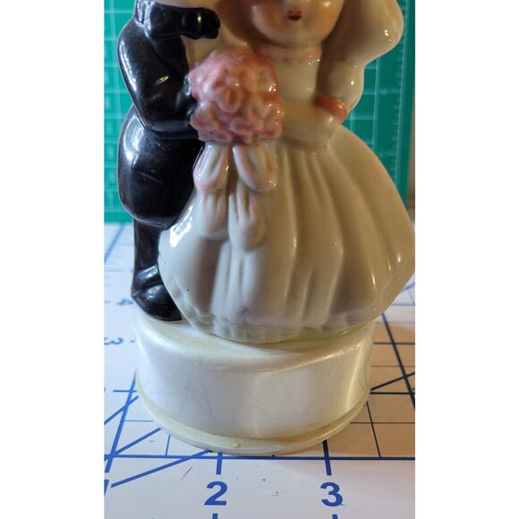 Vintage 1960s-70s Plastic Wedding Cake Topper - Picture 6 of 6